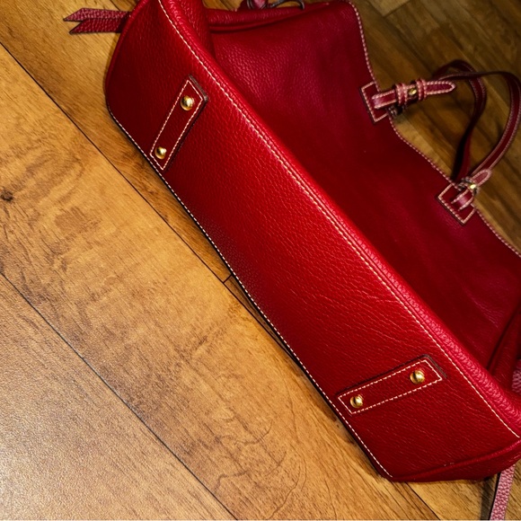 Dooney & Bourke Colette Pebble Leather Large Tote wine/burgundy NWOT - Picture 4 of 7